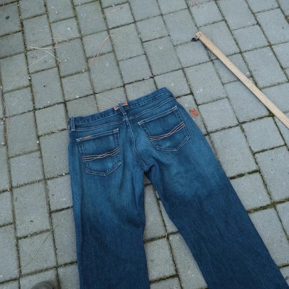 Ariat M5 Blue Jeans Men's 30x34 Coltrane Straight Fit Straight Leg Med Wash EUC - Picture 11 of 11